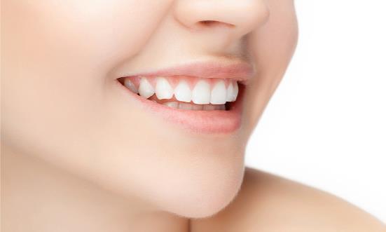 ​缺钙居然会引起牙齿变黄 教你八招解决牙齿黄的困扰