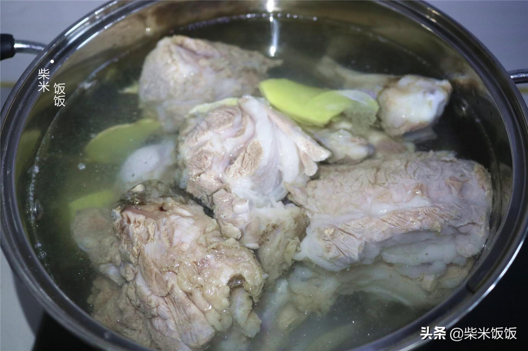 羊肉汤的做法窍门「家庭正宗清汤羊肉的做法及配料」羊肉汤