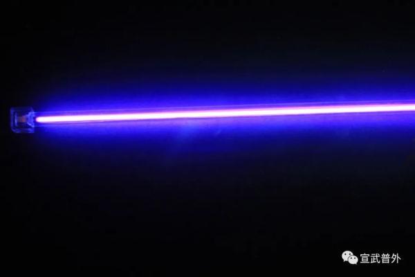 紫外线灯对人体的危害有哪些？用紫外线消毒灯的注意事项