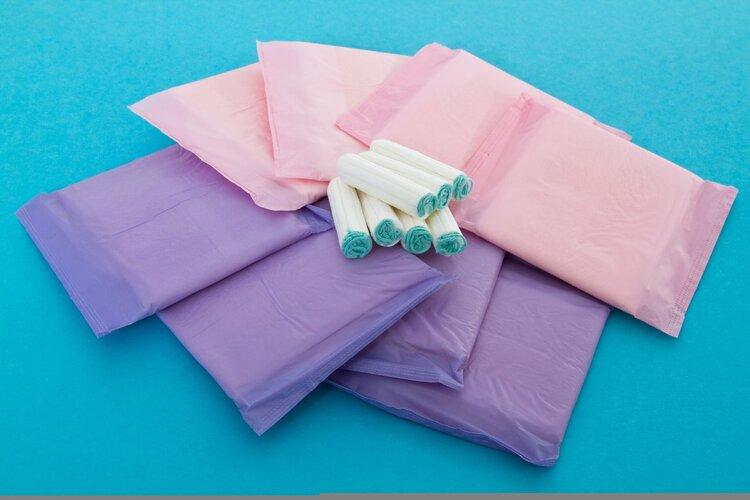 卫生棉条使用方法图示，棉条和卫生巾的区别及使用注意事项