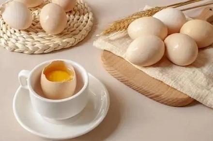 一天到底能吃多少个鸡蛋？