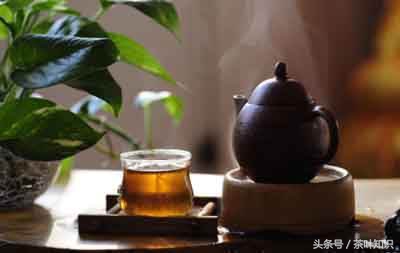 茶言茶语经典语录，形容茶意人生的哲理句