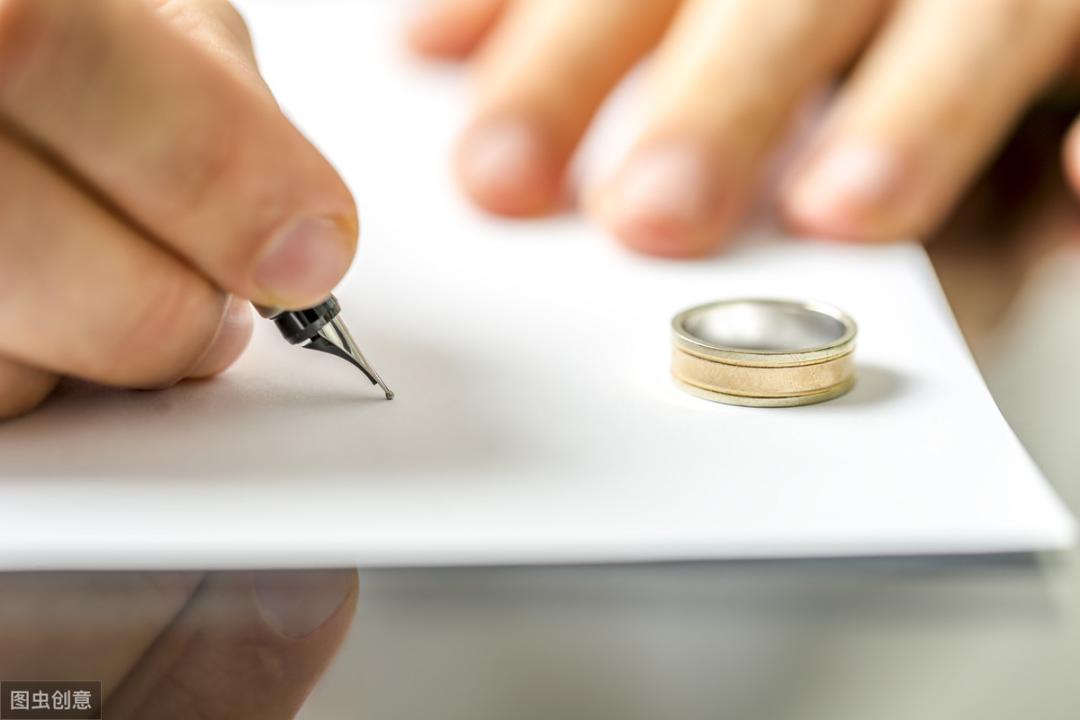 2020离婚协议书标准版，离婚协议书范文
