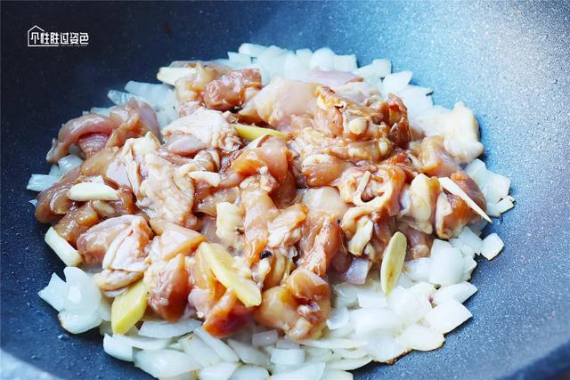 家常美食：美味黑椒鸡腿饭做法，米饭的绝佳搭档