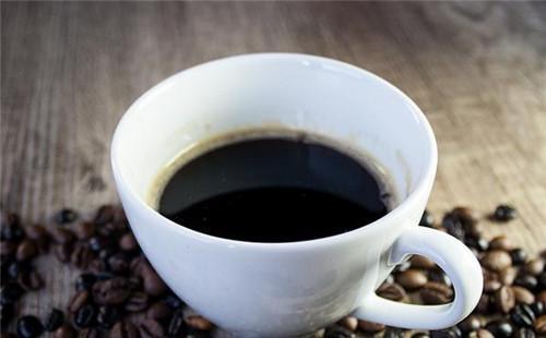 黑咖啡的功效与作用及禁忌（经常喝黑咖啡的好处和坏处）