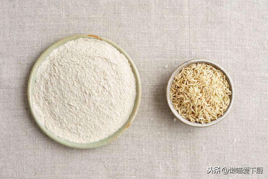 粘米粉是什么粉用来做什么？粘米粉和糯米粉的区别